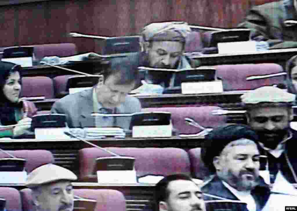 د ولسي جرګې استازي