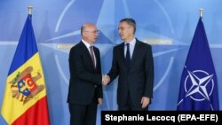 Pavel Filip și Jens Stoltenberg