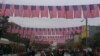 Prishtina në Ditën e Falënderimeve e dekoruar me flamuj amerikan (Foto nga arkivi)