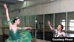 Uzbekistan - Galia Izmailova, prominent Uzbek ballet dancer, Uzbekistan People's Artist, photo taken from Vesti.uz agency