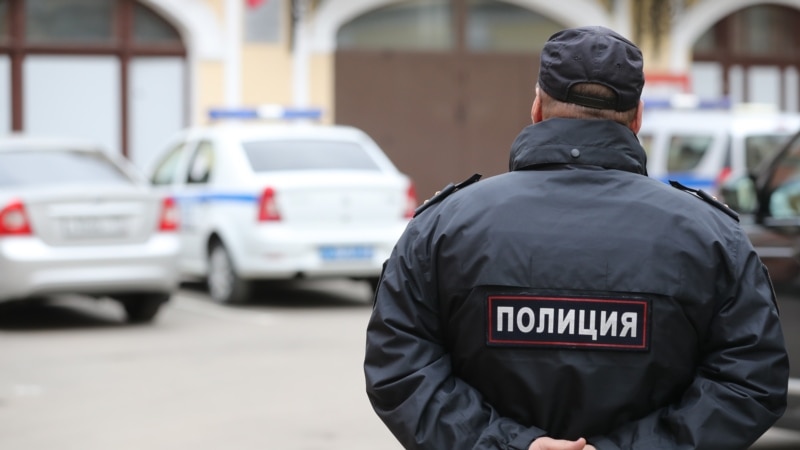 В Архангельске задержали жителя из-за акции против чиновников из 