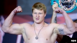 Russian heavyweight boxer Aleksandr Povetkin scored a knockout victory in Cardiff, Wales, on March 31. (file photo)