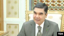Гурбангули Бердимуҳамедов.