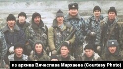 Вячеслав Мархаев (третий справа в верхнем ряду), командир ОМОНа Республики Бурятия