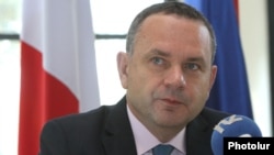 Посол Франции в Армении Жан-Франсуа Шарпантье (архив)