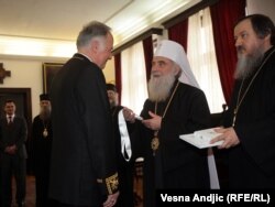 Ambasador Rusije Aleksandar Konuzin dobio je orden Svetog Save prvog stepena, 6. februar 2012.
