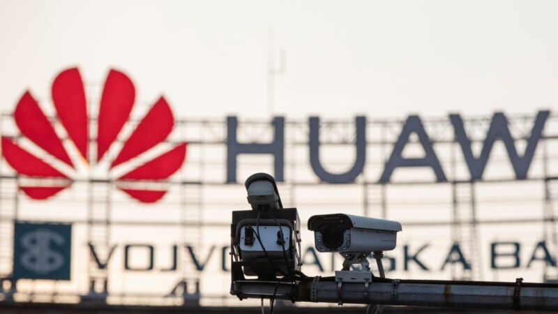Demonstranti u Srbiji sumnjaju da su snimani Huawei opremom 