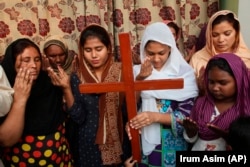 Të krishterët në Pakistan janë lutur për Asia Bibin, e cila ishte dënuar me vdekje nën akuzat për blasfemi. Multan, Pakistan, 31 tetor, 2018.