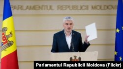 Alexandru Slusari (ACUM), la tribuna Parlamentului, 1 iulie l2019