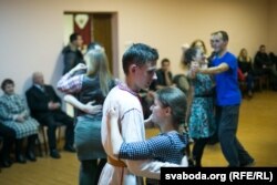Народныя танцы ў Ракаве, архіўнае фота