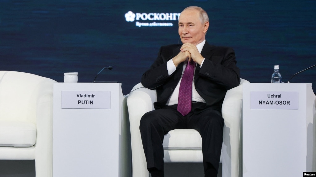 Очільник Росії Володимир Путін на пленарному засіданні Східного економічного форуму у Владивостоці, Росія, 3 вересня 2026 року