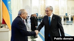 Ermənistan baş naziri Nikol Paşinyan və Qazaxıstan prezidenti Kasım-Jomart Tokayev Astanada görüşürlər.