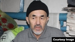 Rights activist Azimjan Askarov died in a Bishkek prison hospital on July 25. 