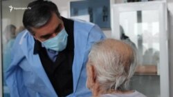 Արման Թաթոյանն այսօր այցելել է ադրբեջանական գերությունից Հայաստան տեղափոխված տարեց քաղաքացիներին