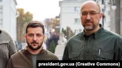 Президент України Володимир Зеленський (л) і нинішній міністр енергетики Денис Шмигаль, архівне фото