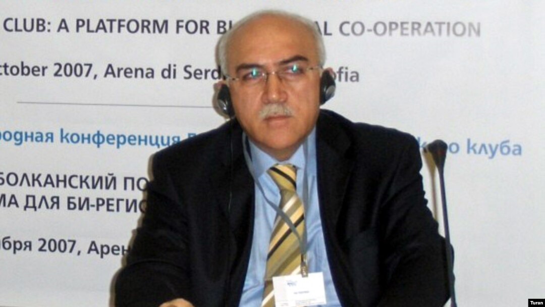 Müsavat Partiyasının başqanı İsa Qəmbər 