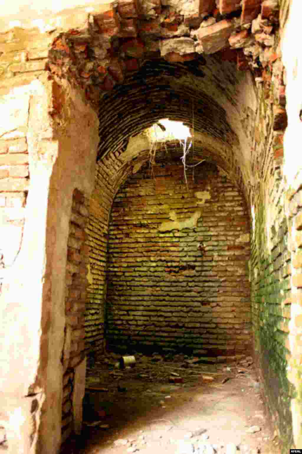 Təmirə ehtiyaclı tarixi abidələr #11