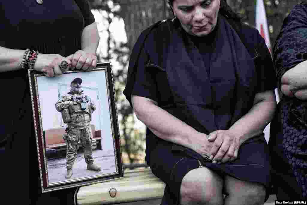 1 июля — похороны грузинского бойца Вано Надирадзе, воевавшего в Украине.Фото: Дато Коридзе / Грузинская служба Радио Свобода.