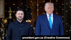 Президент України Володимир Зеленський і президент США Дональд Трамп. Мар-а-Лаго, Флорида, США, 28 грудня 2025 року
