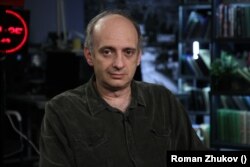 за что судят шестуна. Смотреть фото за что судят шестуна. Смотреть картинку за что судят шестуна. Картинка про за что судят шестуна. Фото за что судят шестуна