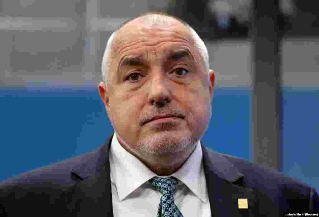 БУГАРИЈА - Националното собрание на бугарската политичка партија ГЕРБ ќе избере ново раководство на 11 мај, пренесува бугарското издание 24 часа. Како што јави дописникот на МИА од Софија, на дневниот ред на состанокот се предвидува разрешување на заменик-претседателите на ГЕРБ и избор на нов Извршен комитет, но според информациите, не е предвиден избор на нов претседател.