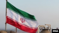 د ایران ملي بیرغ