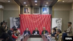 نشست خبری اورهان پاموک در مجموعه فرهنگی کاخ نیاوران برگزار شد.