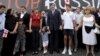 Михаил Саакашвили с женой, матерью и детьми (архивная фотография)