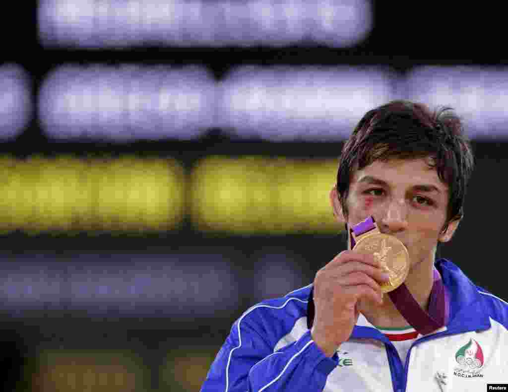 حمید سوریان شامگاه یکشنبه در دیدار پایانی وزن ۵۵ کیلوگرم کشتی فرنگی المپیک ۲۰۱۲ لندن، با پیروزی بر روشن بایراموف از جمهوری آذربایجان به مدال طلا دست یافت.