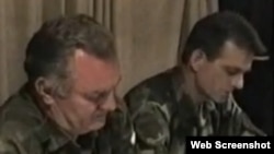 Janković i Mladić na pregovorima u hotelu Fontana 11. srpnja 1995. godine