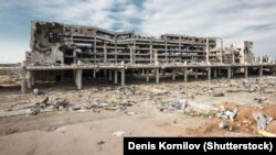 Разрушенный Донецкий аэропорт