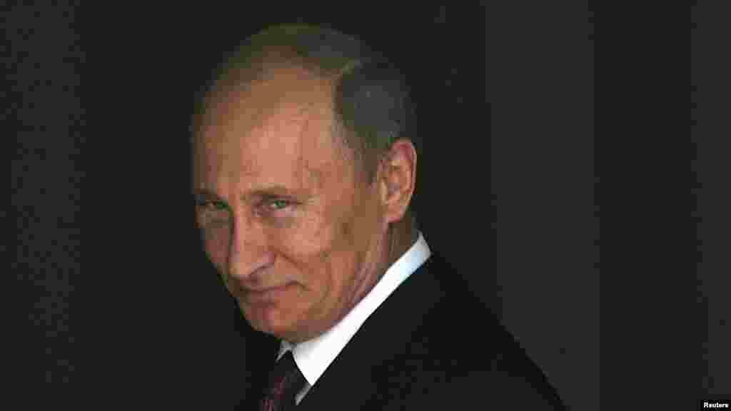 Кананічнай лічба — 86% у грамадзян Расеі падтрымку Пуціна — на самай справе састарэла яшчэ ў чэрвені 2015 года, калі па дадзеных апытаньня Левада-Цэнтру рэйтынг ухваленьня дзейнасьці прэзыдэнта Расеі дасягнуў 89%. 