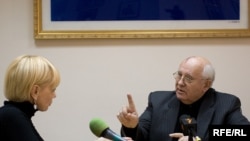 Михаил Горбачев дает интервью Радио Свобода