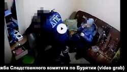 Нападение сотрудников ДПС Бурятии на директора автомойки.