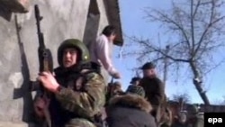 Война давно перевалила за чеченские границы. Осада удерживаемого боевиками дома в Ставропольском крае