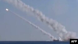 Միջերկրական ծով - Ռուսական սուզանավից հրթիռներ են արձակվում Սիրիայում «Իսլամական պետության» օբյեկտների ուղղությամբ, արխիվ