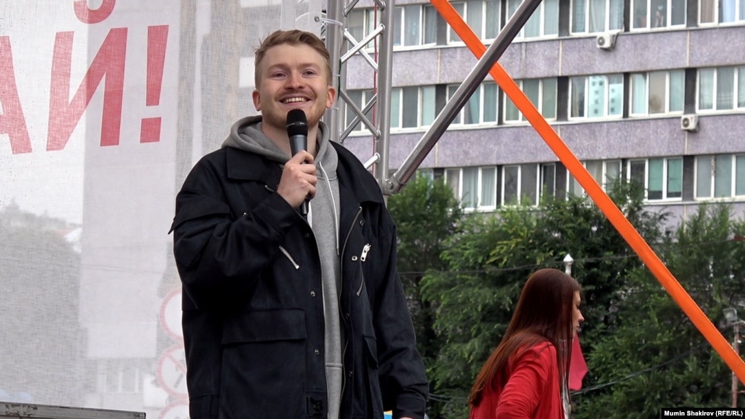 Данила Поперечный на митинге в Москве, 2019 год