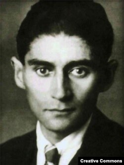 Franz Kafkanın həyatının son illərinə aid fotosu.