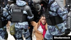 Одно из задержаний на акции в поддержку Алексея Навального, Москва, 31 января 2021 года 