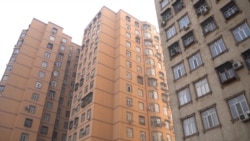 Яке аз биноҳои баландошёна дар шаҳри Душанбе