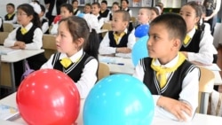 Ош облусу, Өзгөн району, Төрт-Көл айыл аймагынын Жылалды айылындагы орто мектеп.