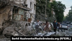Міська влада повідомляла про чотирьох загиблих і понад 60 поранених у Києві