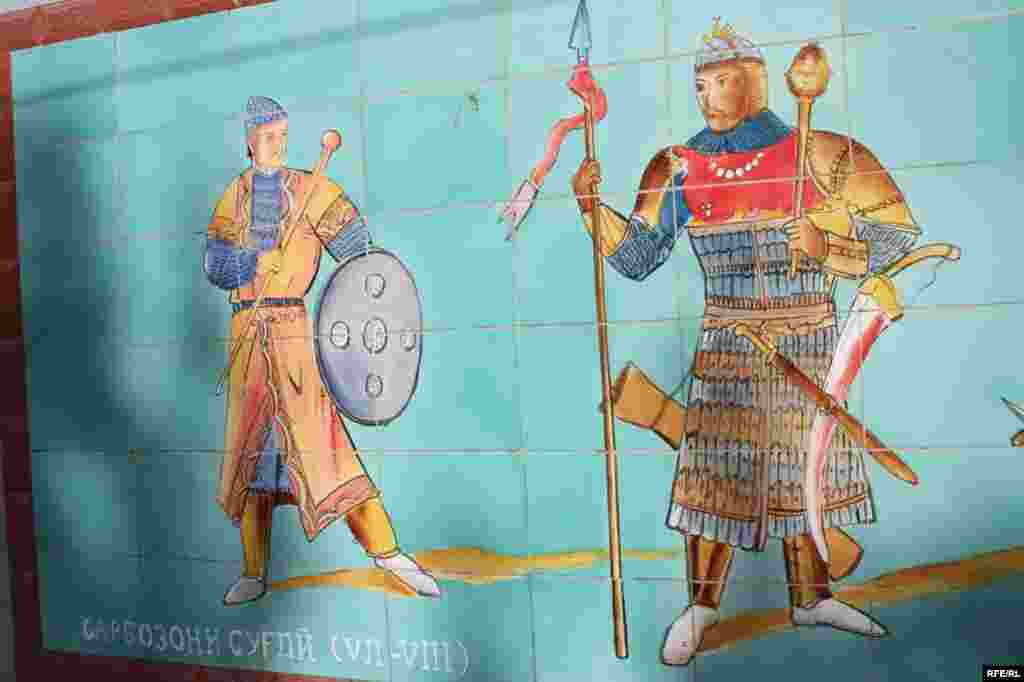 Девори ном ва таърих #179