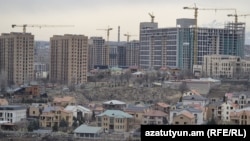 Armenia - New buildings are constructed in Yerevan's Davtashen district, February 26, 2026.