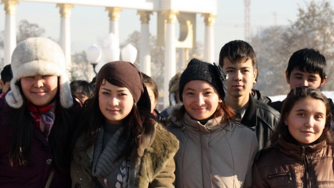 Менің мығым ағып жатыр