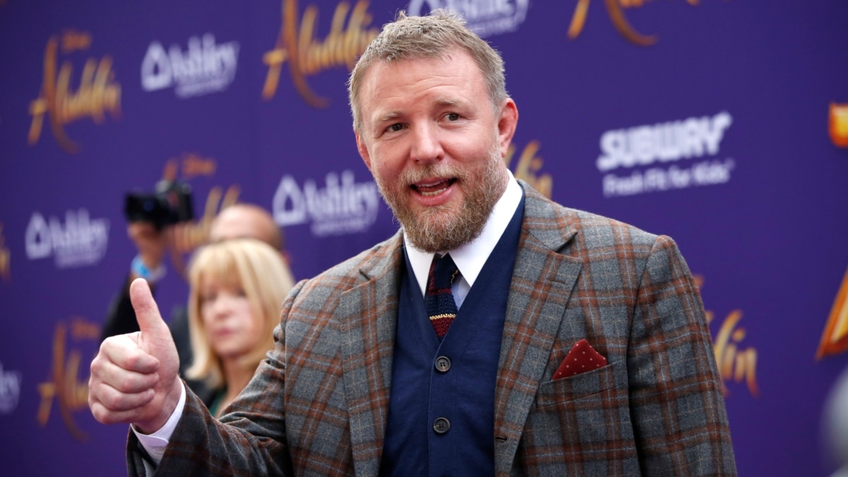 Той харесва спагети-уестърните на Серджо Леоне и стила на Клинт