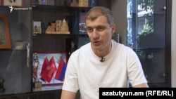 «Ապրելու երկիր» կուսակցության համահիմնադիր Մեսրոպ Առաքելյանը զրուցում է «Ազատության» հետ, Երևան, 16-ը սեպտեմբերի, 2026թ.