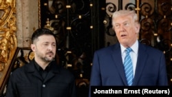 Президент США Трамп зустрівся з президентом України Зеленським у Мар-а-Лаго, Флорида, США, 28 грудня 2025 року.