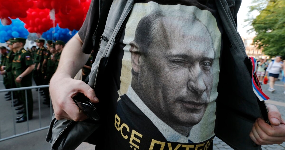 Ресейден келген үлкен еркек Ресейден келген үлкен еркек