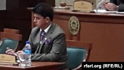 فرهاد سخی یکی از سناتوران